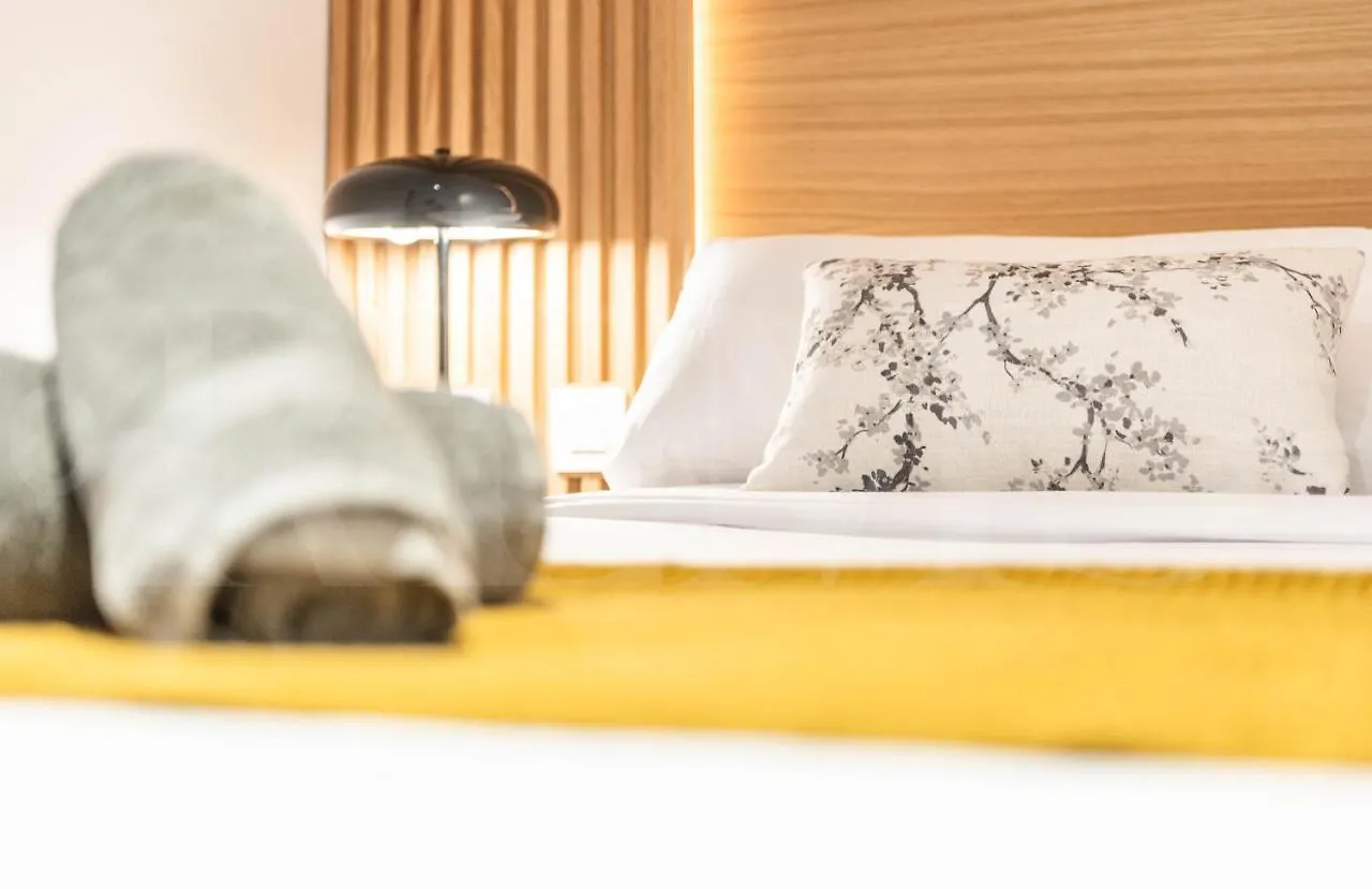 Luxe Apartment In The Historic Center By Rems 말라가